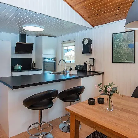 Bjert Xvii Holiday home *