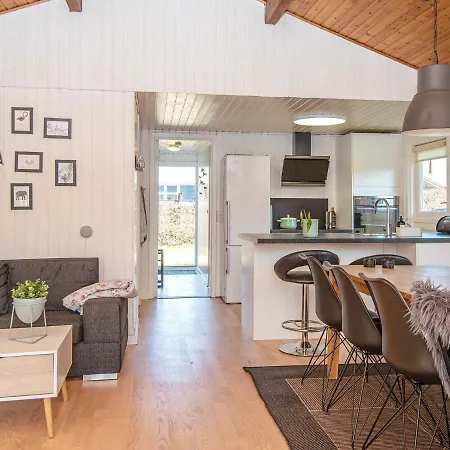 Bjert Xvii Holiday home *